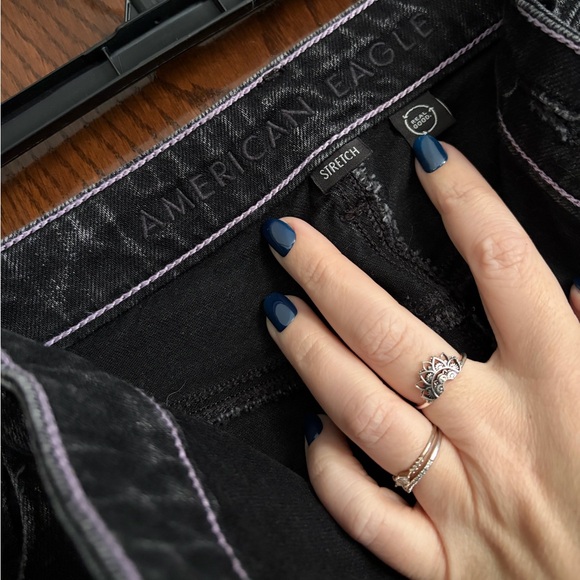 American Eagle x Coco Gauff distressed cross over stovepipe jeans - Picture 7 of 10